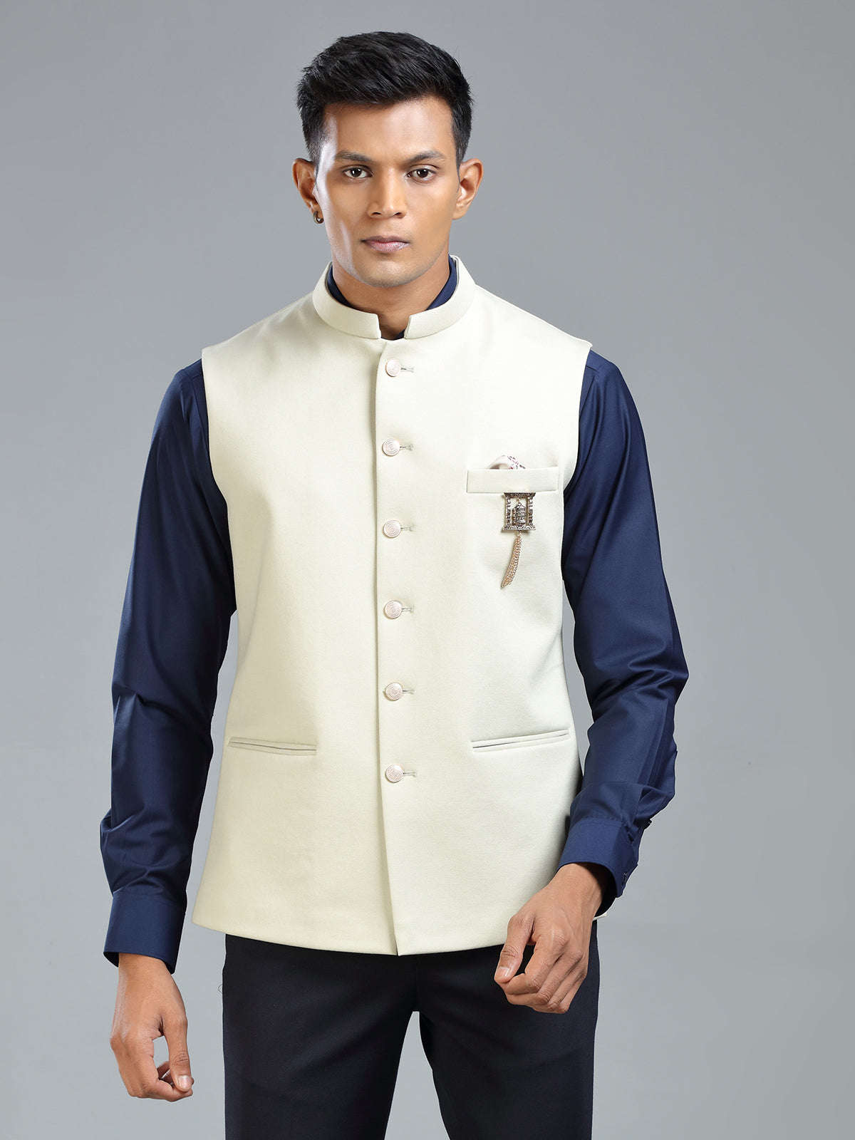 Timeless Cream Waistcoat – Sophisticated Men’s Attire